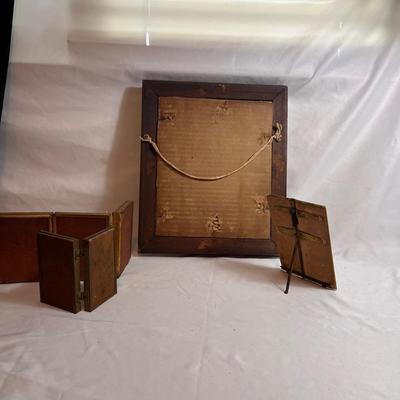 Assortment of Vintage Photos in Classic Frames (K-RG)