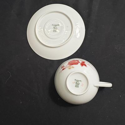 Hutschenreuther Bone China Partial Tea Service & Asian Style Bowl (K-ES)