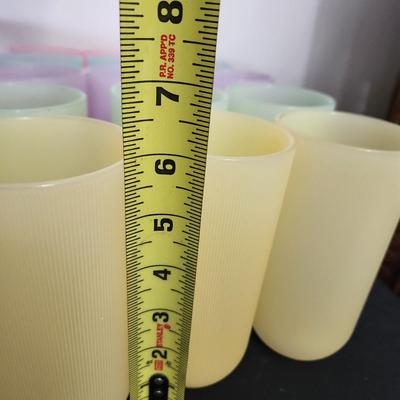Lot of 23 Vintage Mid Century Majestic USA Ribbed Plastic Drinking Glass Cups