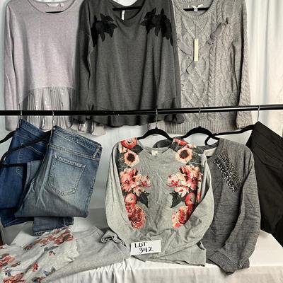 Lot E 342 Shades of Grey Women’s Clothing Lot (