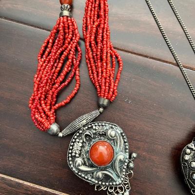 Lot of 4 Necklaces