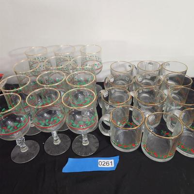 Lot of 24 Libby USA Christmas Holly 12 Glasses & 12 Mugs
