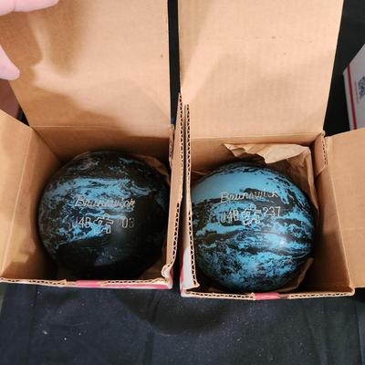 2 Vintage Brunswick Duckpin Bowling Balls w Box
