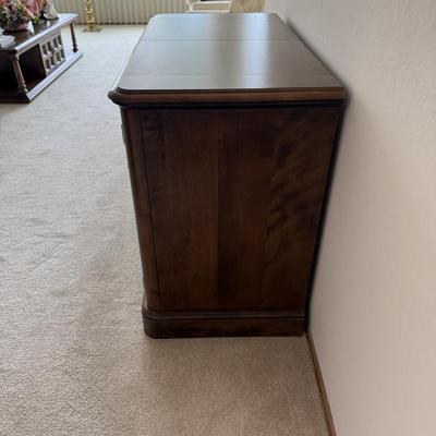 Vintage Temple Stuart Wooden Bar Cabinet with Extendable Top & Wine Rack