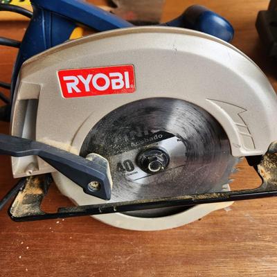 Ryobi 7 1/4" Circular Saw 12A csb123 Tested