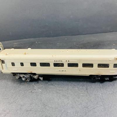 LOT 736: Lot of (4) Santa Fe Silver Passenger Cars