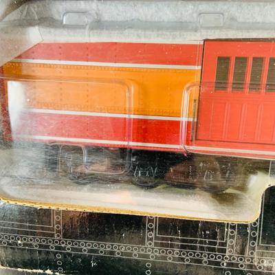 LOT 737: K-Line O Scale Passenger Cars In Boxes Including Aluminum Pennsylvania Baggage 7461, and Washington View Observation Car K...