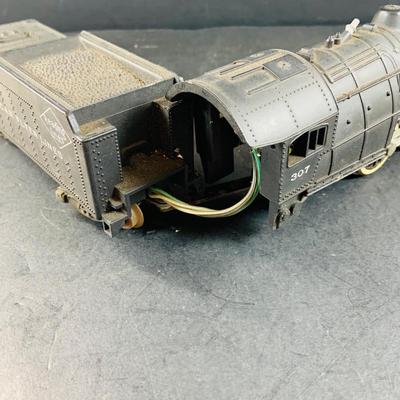 LOT 740: American Flyer Reading Line Locomotive and Tinder S-Gage
