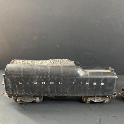 LOT743:Vintage Lionel Steam O GagePost War Locomotive 2065 and Tinder