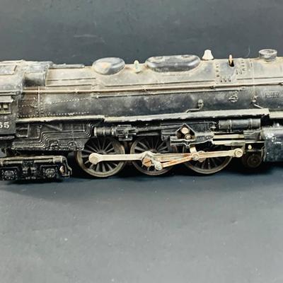 LOT743:Vintage Lionel Steam O GagePost War Locomotive 2065 and Tinder
