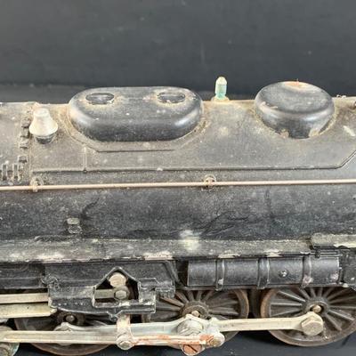 LOT743:Vintage Lionel Steam O GagePost War Locomotive 2065 and Tinder