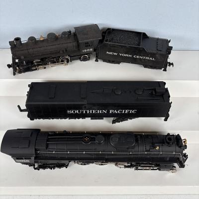 LOT 746: Bachman HO 4-8-4 Locomotive Santa Fe #660 & Bachman HO Prairie 2-6-2 & Tinder New York Central
