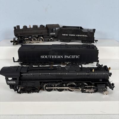 LOT 746: Bachman HO 4-8-4 Locomotive Santa Fe #660 & Bachman HO Prairie 2-6-2 & Tinder New York Central