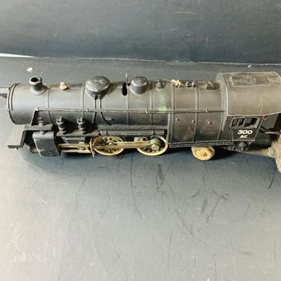 LOT 747: Vintage American Flyer S-Gauge Steam Locomotive and Tender - Reading Line