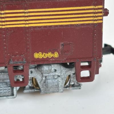 LOT 748: Athearn Genesis HO Union Pacific #2047, Pennsylvania Maroon Locomotive 9506-A and Train Car 9506-B along with Various Train Cars
