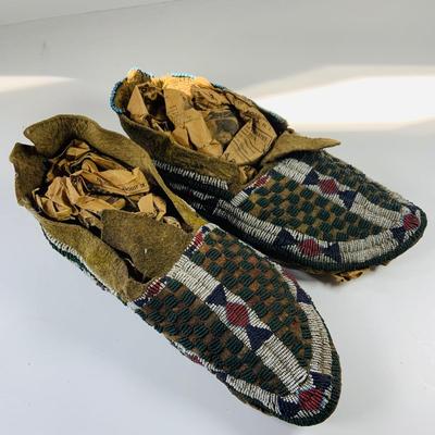 LOT 513: Vintage Replica Feathered and Beaded Head Dress, Beaded Vest, Vintage/Antique Moccasins and More