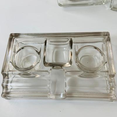 LOT 516: Vintage/Antique Glass Inkwell and Horse Head Book Ends, Ink an More