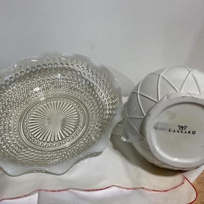Hobnail bowl, Pitcher, sugar shaker