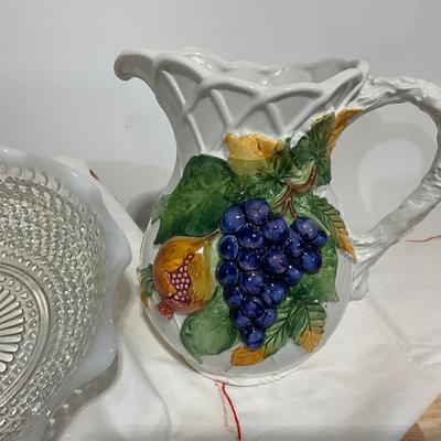 Hobnail bowl, Pitcher, sugar shaker