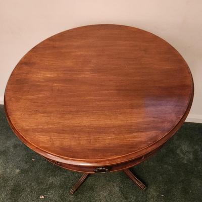 Drum Table w 1 Drawer 21" dia x26"