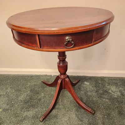 Drum Table w 1 Drawer 21" dia x26"