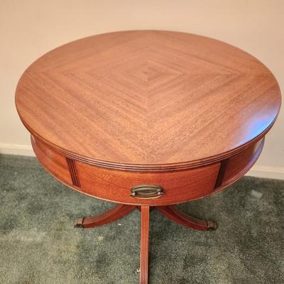 Drum Table w 2 Drawers 24" dia x28"