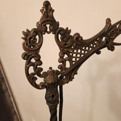 Metal Bridge Arm Floor lamp