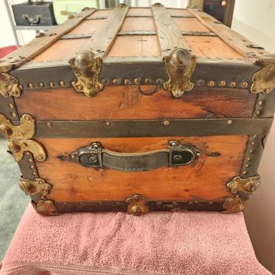 Antique Wooden Trunk 29"x17"x12"