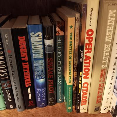 NON FICTION BOOKS ON MILITARY AND WAR