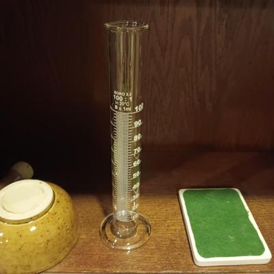 GLASS BEAKER, COOR POTTERY PHARMACY TRAY AND CLAY PESTLE AND MORTAR