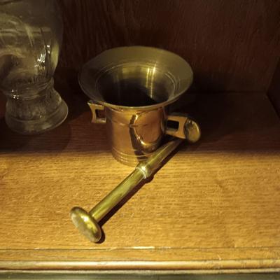 BRASS AND WOOD PESTLE AND MORTARS