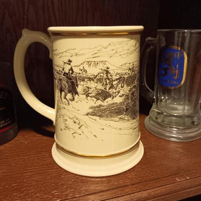 GLASSES AND COFFEE MUGS