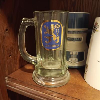 GLASSES AND COFFEE MUGS