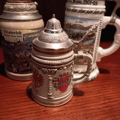 3 GERMAN STEINS