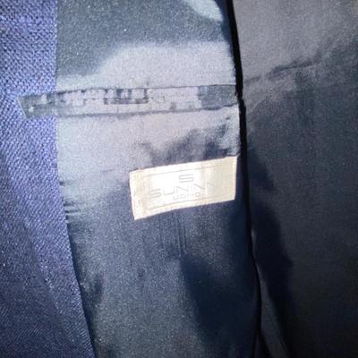 GREEN BROOKLEIGH BLAZER, NEW MADISON CREEK BUTTON UP AND OTHER SPORTS COAT
