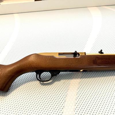 RUGER MODEL 10/22 CARBINE LONG RIFLE * ESTES PARK SPECIAL EDITION 42 OF 100 * NEVER FIRED