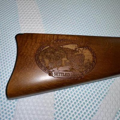 RUGER MODEL 10/22 CARBINE LONG RIFLE * ESTES PARK SPECIAL EDITION 42 OF 100 * NEVER FIRED