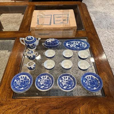 LITTLE HOSTESS CHILD'S CHINA PLAY TEA SET