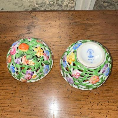 KNICK KNACKS AND SMALL COLLECTIBLES