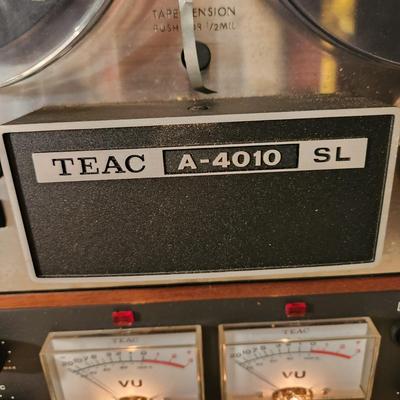 Teac Reel to Rell A 4010 SL Powers up includes original boxes