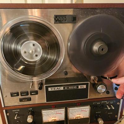 Teac Reel to Rell A 4010 SL Powers up includes original boxes