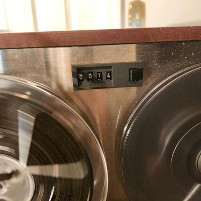 Teac Reel to Rell A 4010 SL Powers up includes original boxes