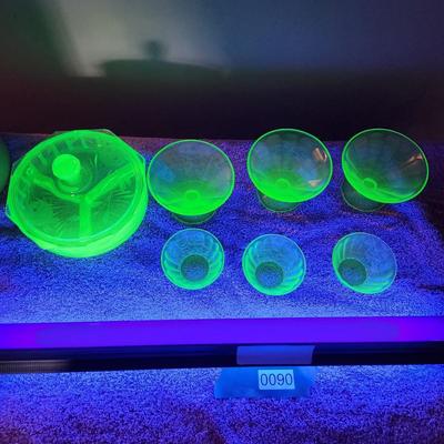 Vasaline Uranium Glass Lot