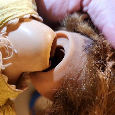2 Ideal Dolls