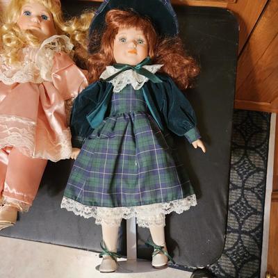 3 Seymore Mann Dolls
