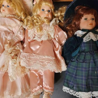 3 Seymore Mann Dolls