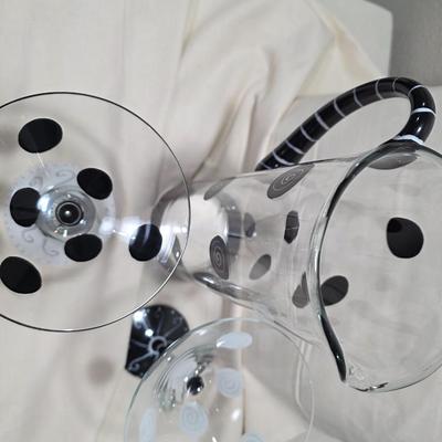 Martini pitcher 2 glasses