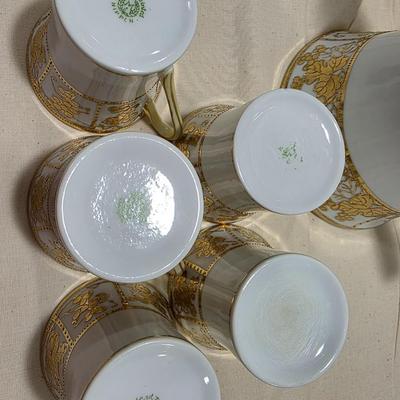Nippon hot chocolate server with cups