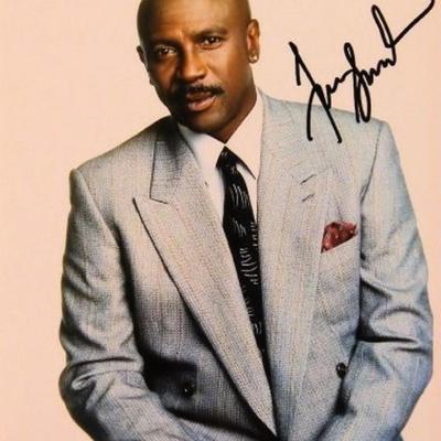 Louis Gossett Jr. signed portrait photo 