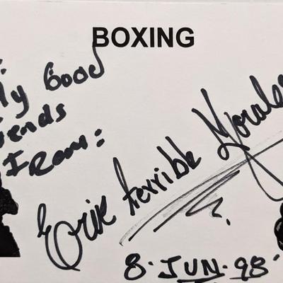 Boxer Érik El Terrible Morales signed note
